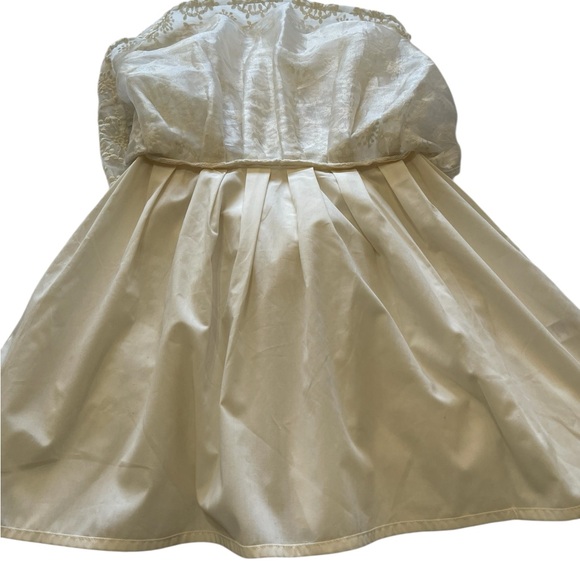 Topshop Textured Floral Embroidered Ivory Mini/Midi Dress Size 6 - Picture 10 of 14